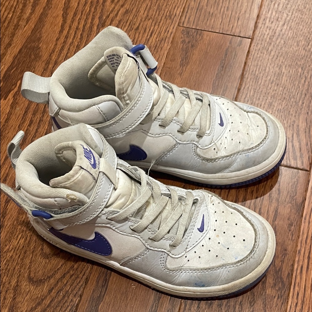 Size 12.5 force 1 girls sneakers